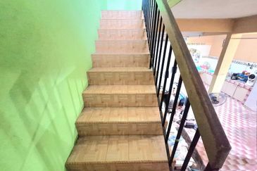 Taman Lembah Keramat AU5