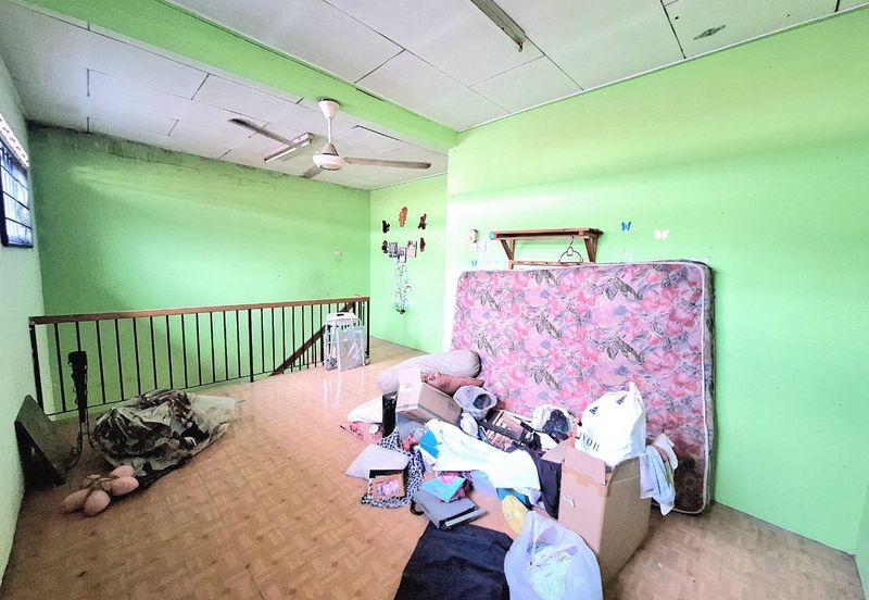 Taman Lembah Keramat AU5