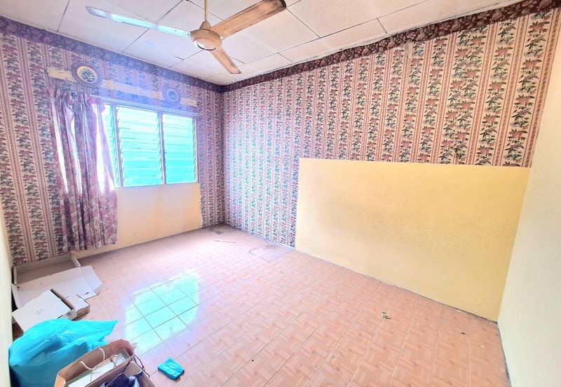 Taman Lembah Keramat AU5