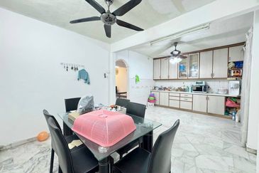 Taman Pinggiran Batu Caves