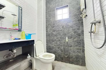 Taman Pinggiran Batu Caves