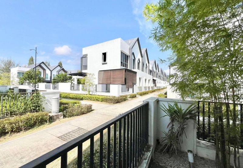 Ebonylane @ Eco Forest