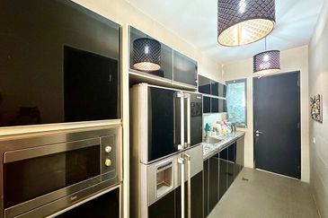 Bangi Lakehill Villas