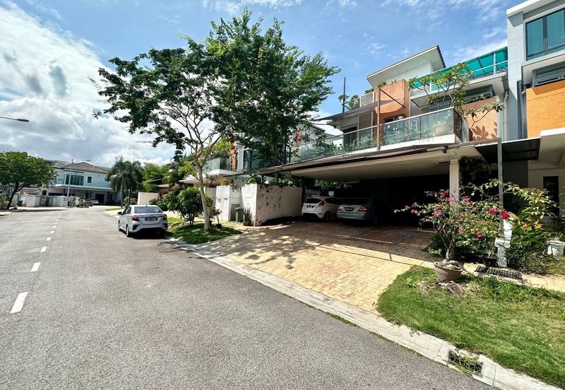 Bangi Lakehill Villas