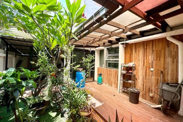 Bangi Lakehill Villas