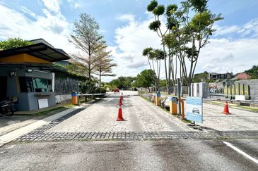 Bangi Lakehill Villas