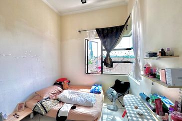 Avenue 2, Lake Valley