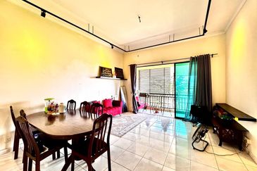 Avenue 2, Lake Valley