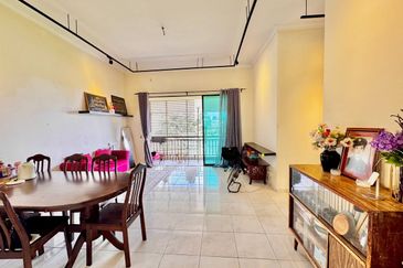 Avenue 2, Lake Valley