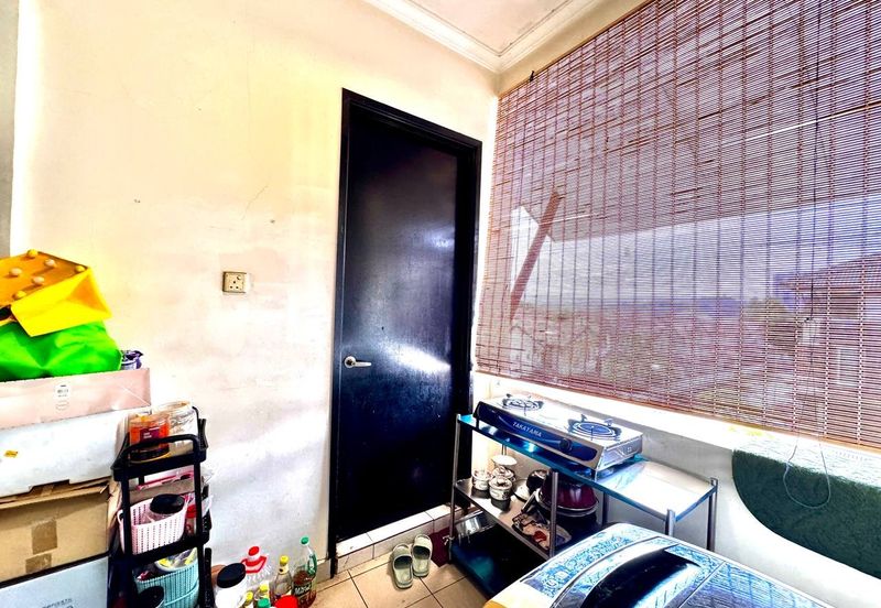 Avenue 2, Lake Valley