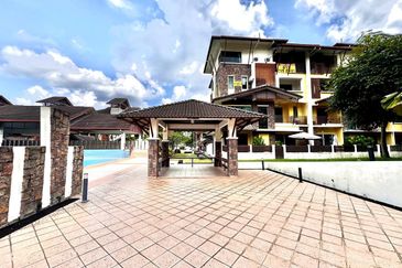 Avenue 2, Lake Valley