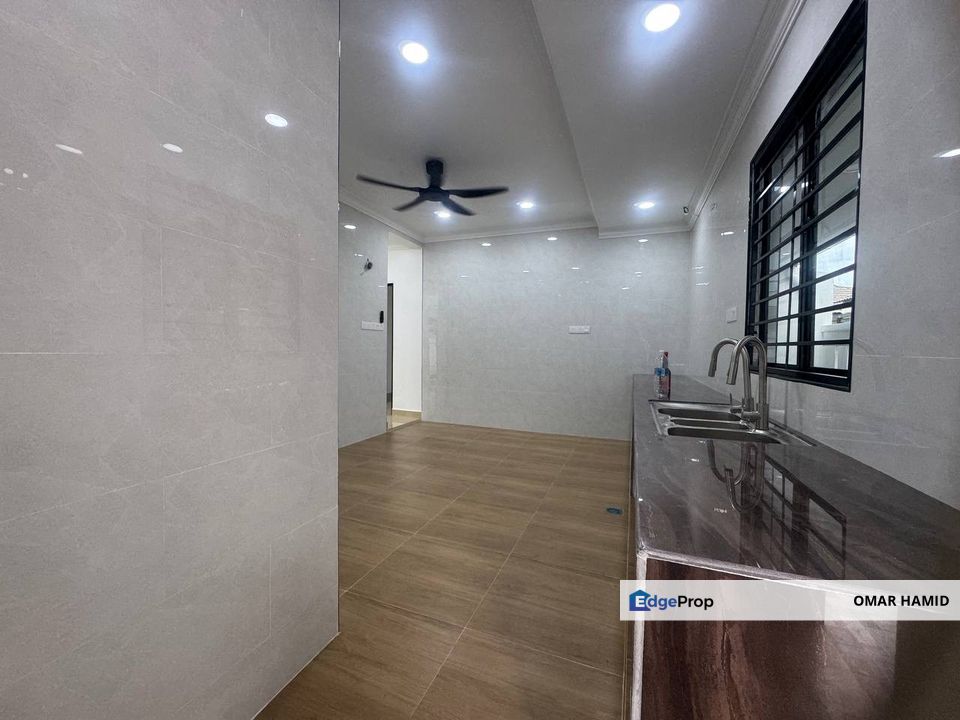 Jalan Suasana, Bandar Tun Hussein Onn, Batu 9th Cheras Semi D House For Sale, Selangor, Batu 9th Cheras