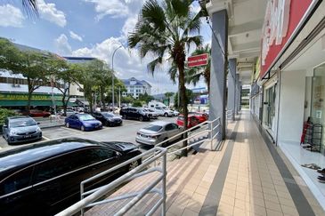 Dataran De Palma, Ampang, Selangor Office Suite For Sale