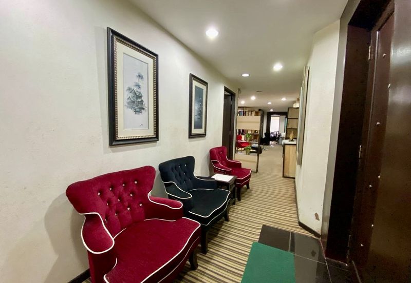 Dataran De Palma, Ampang, Selangor Office Suite For Sale