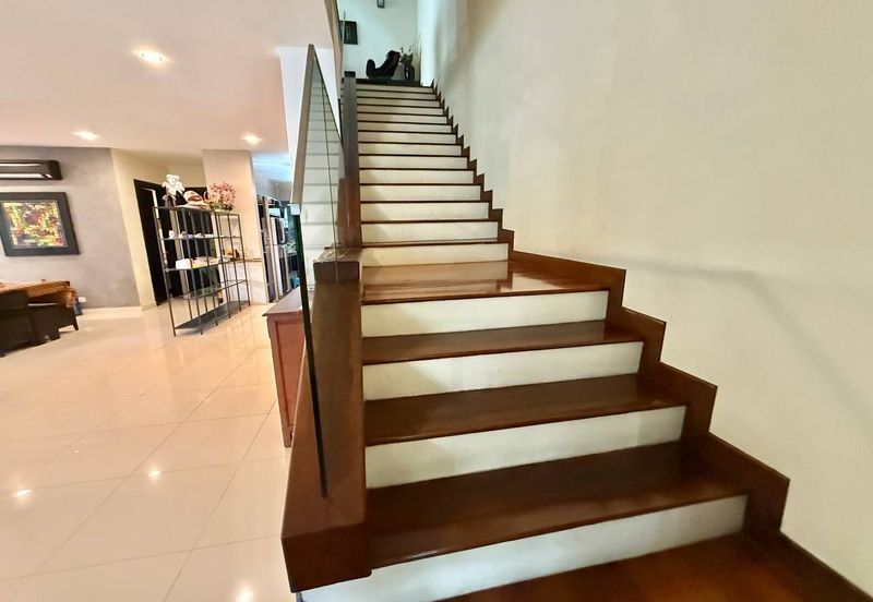 Bangi Lakehill Villas