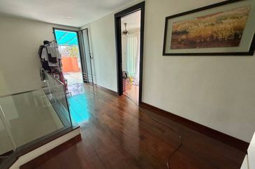 Bangi Lakehill Villas