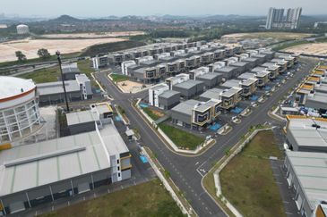 Nilai Impian, Nilai, Negeri Sembilan Factory Warehouse For Sale