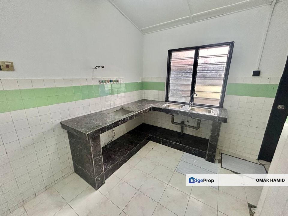 Bandar Rinching Seksyen 1, Semenyih, Selangor Terrace House For Sale, Selangor, Semenyih