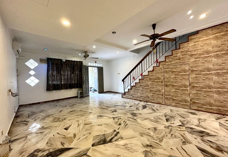 Taman Saujana Puchong