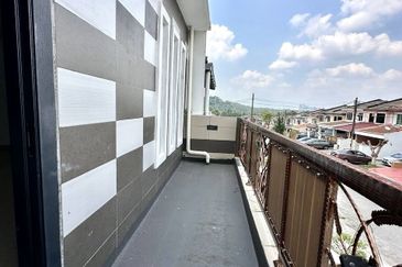 Taman Saujana Puchong