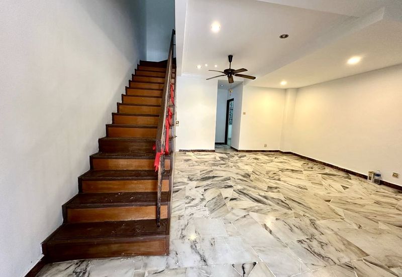 Taman Saujana Puchong