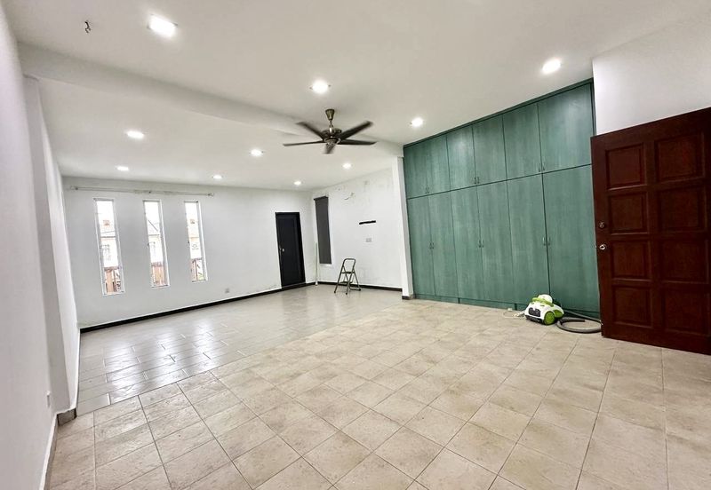 Taman Saujana Puchong