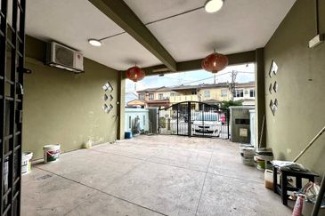 Taman Saujana Puchong