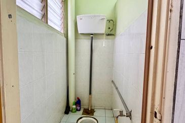 Seksyen 2 Bandar Bukit Mahkota, Bangi, Selangor Terrace House For Sale