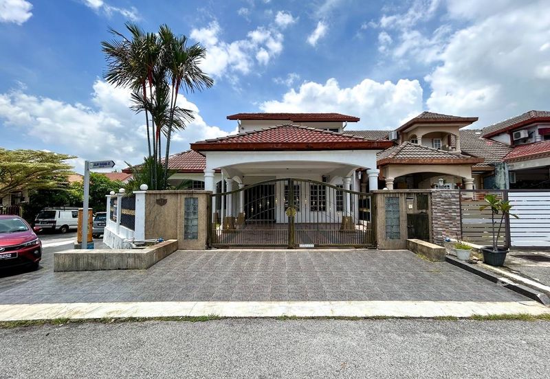 Jalan Suasana, Bandar Tun Hussein Onn