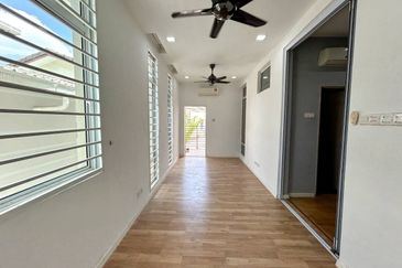 Avenue 6, Bandar Tun Hussein Onn