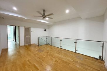 Avenue 6, Bandar Tun Hussein Onn