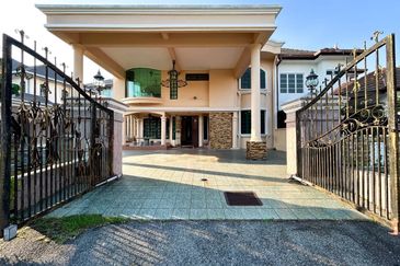 Jalan Suasana, Bandar Tun Hussein Onn