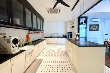 Dillenia, Bukit Bandaraya, Shah Alam Bungalow House For Sale