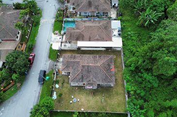 Taman Tasik Semenyih (Lake Residence)