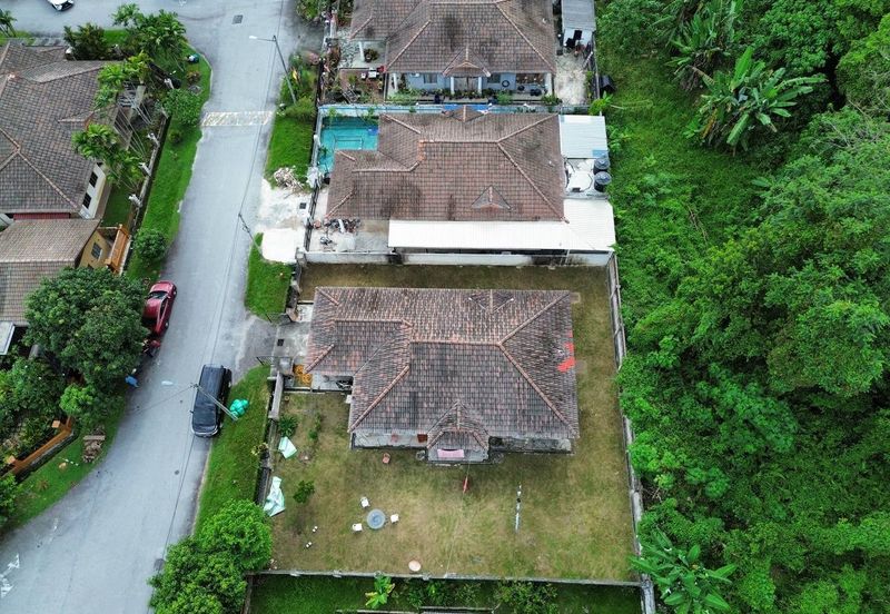 Taman Tasik Semenyih (Lake Residence)