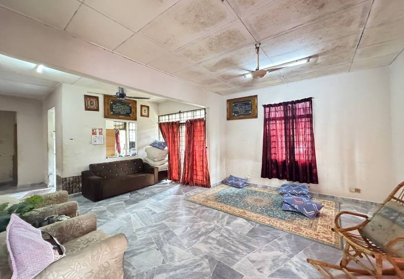 Taman Tasik Semenyih (Lake Residence)