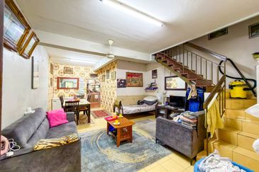 Taman Tasik Semenyih (Lake Residence)