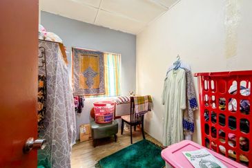 Taman Tasik Semenyih (Lake Residence)