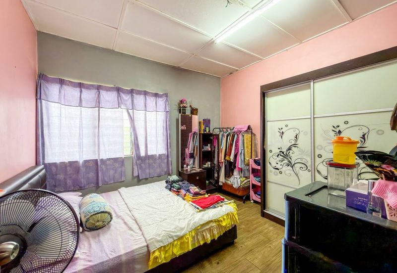 Taman Tasik Semenyih (Lake Residence)