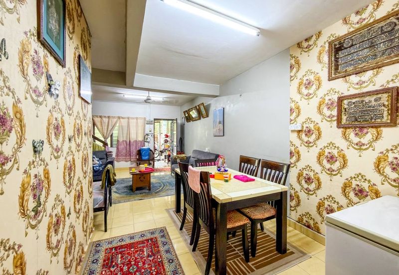 Taman Tasik Semenyih (Lake Residence)