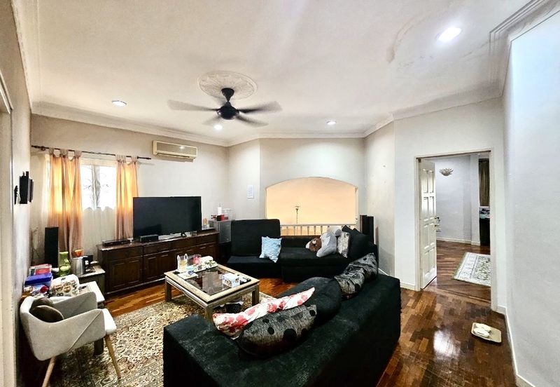 Seksyen 8, Kota Damansara