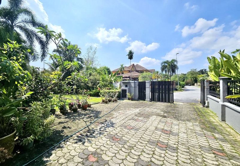 Seksyen 8, Kota Damansara