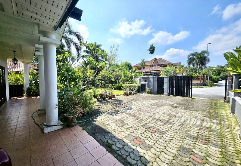 Seksyen 8, Kota Damansara