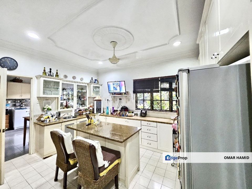 Seksyen 8, Kota Damansara, Selangor Semi D House For Sale, Selangor, Kota Damansara