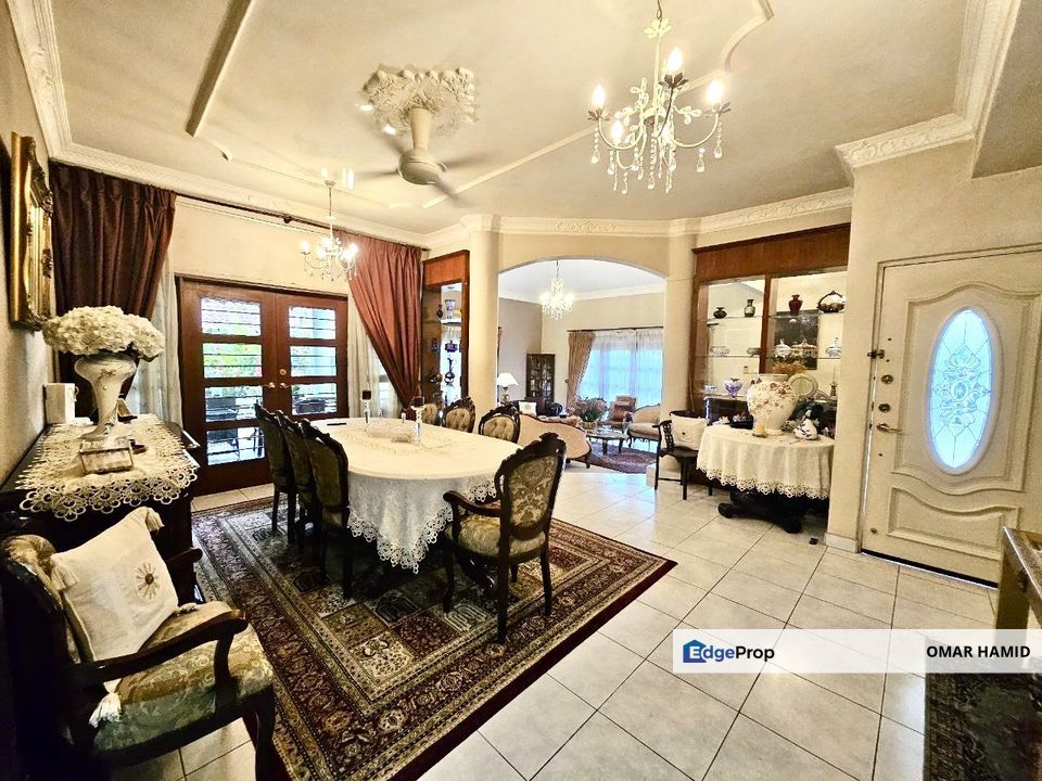 Seksyen 8, Kota Damansara, Selangor Semi D House For Sale, Selangor, Kota Damansara