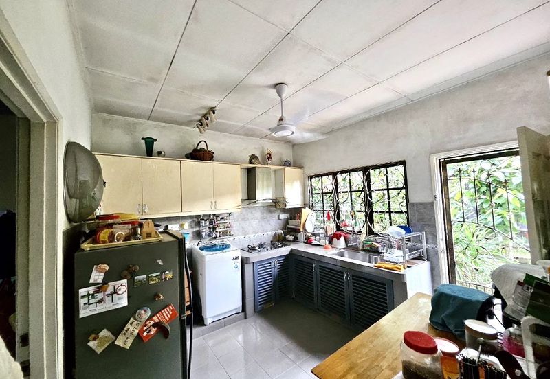 Seksyen 8, Kota Damansara