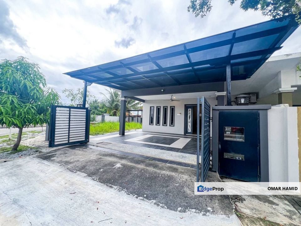 Seksyen 30, Shah Alam, Shah Alam, Selangor Semi D House For Sale, Selangor, Shah Alam