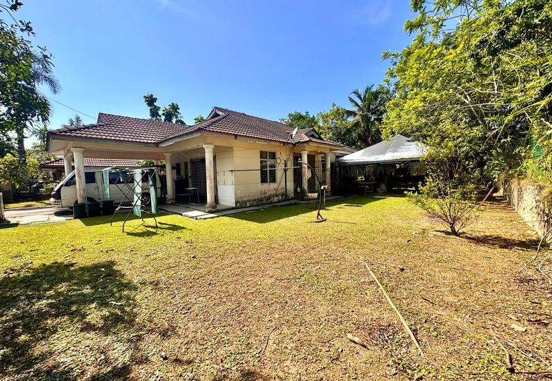 Taman Tasik Semenyih (Lake Residence)