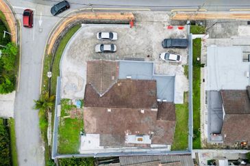 Petaling Jaya, Selangor Bungalow House For Sale