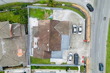 Petaling Jaya, Selangor Bungalow House For Sale